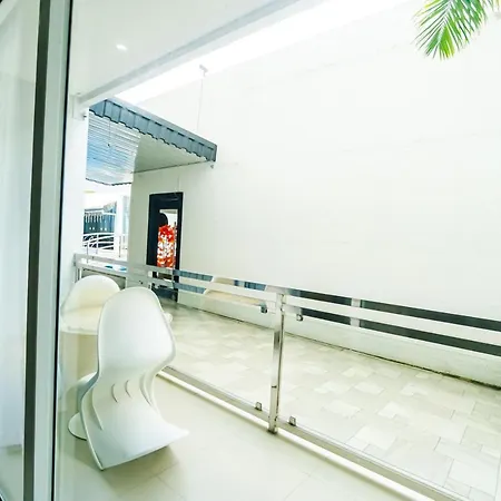 Chequers Suites Subic Bay Olongapo Exterior photo