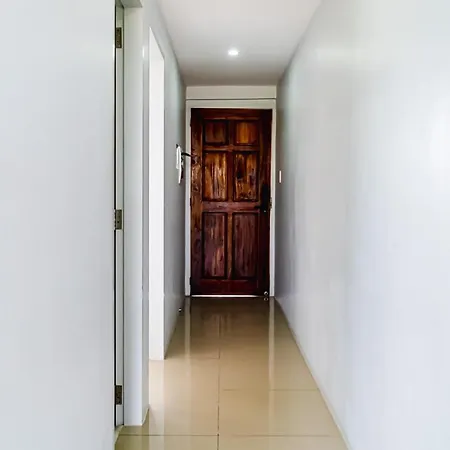 Chequers Suites Subic Bay Olongapo Exterior photo
