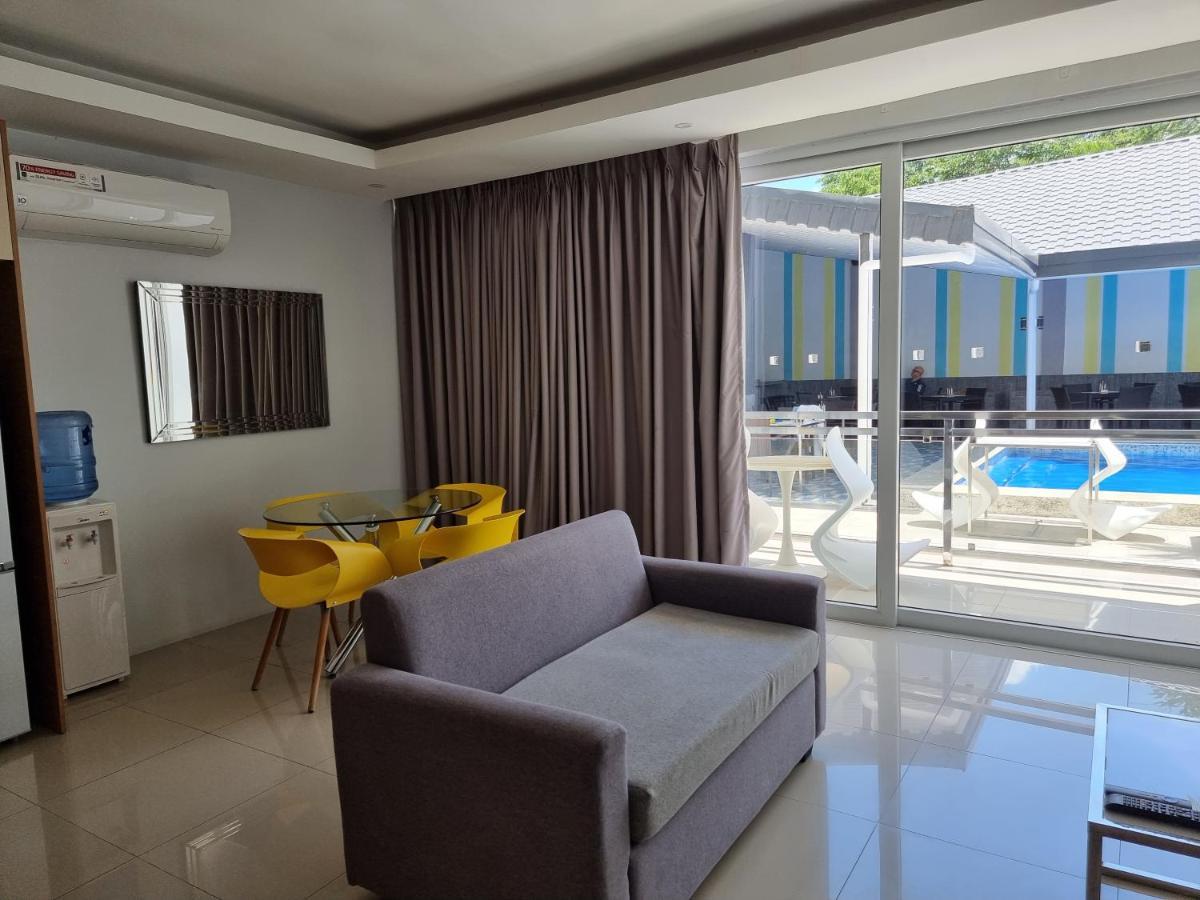 Chequers Subic Bay Apartment