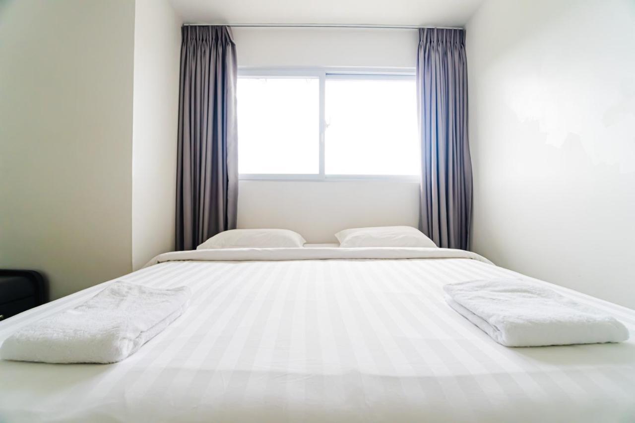 Chequers Subic Bay Apartment *