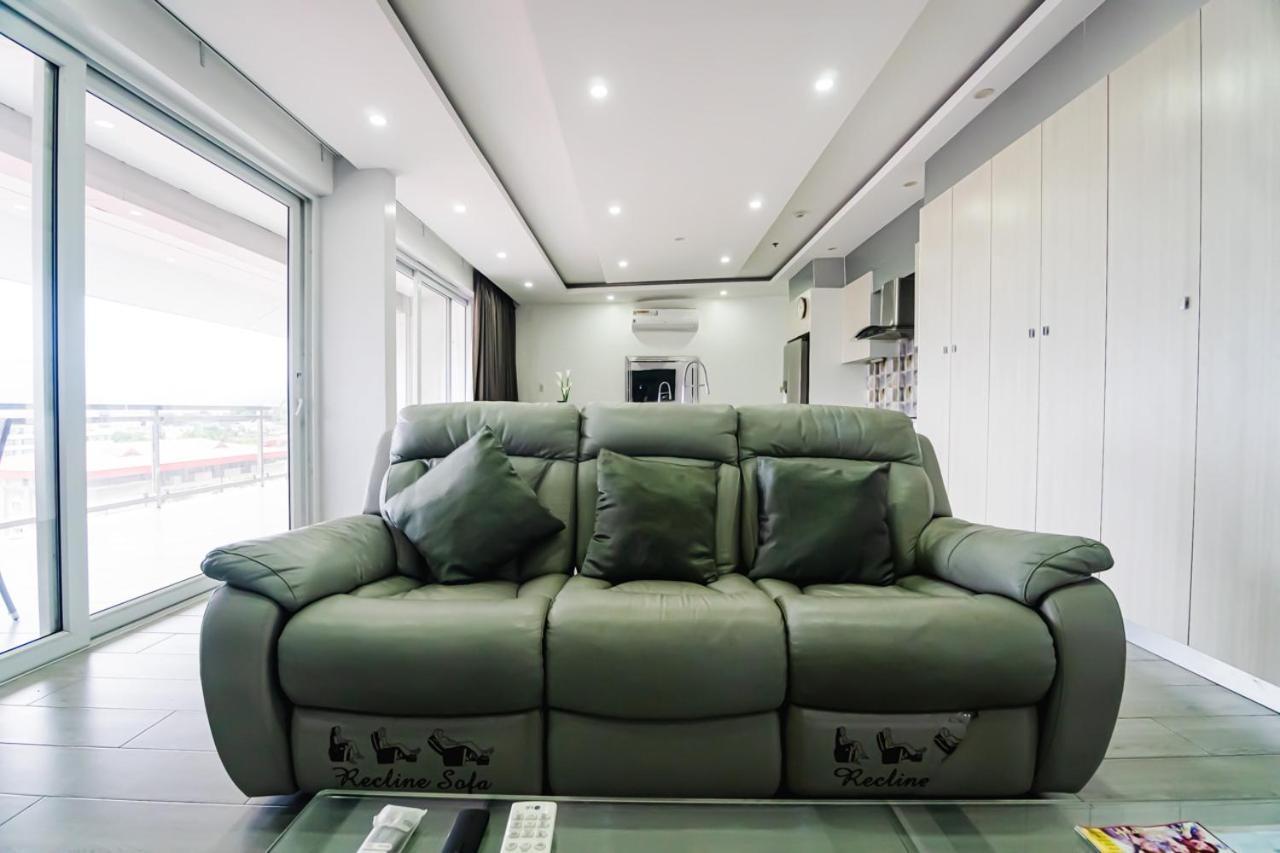 Apartment Chequers Subic Bay