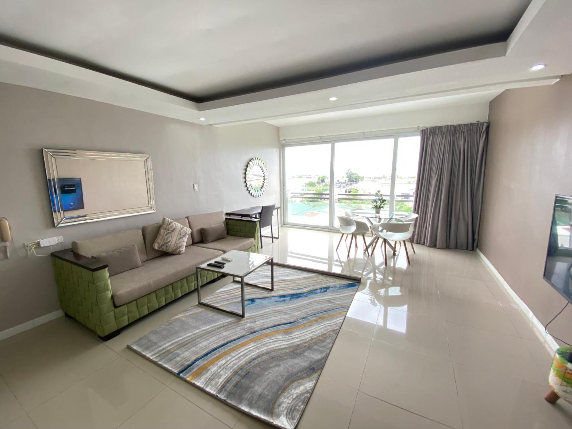 Apartment Chequers Subic Bay